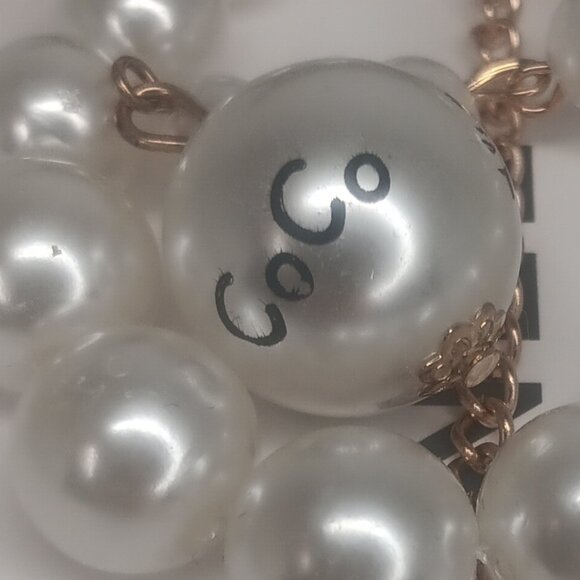 PEARL LUXURY KEYCHAIN CRYSTAL PERFUME BOTTLE - Picture 7 of 9